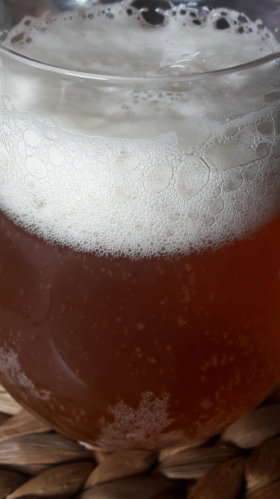 Astrid im Glas